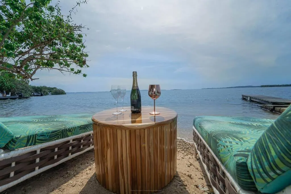Tierra Bomba Isla Berakhah Villa Cartagena 0*,  Colombia