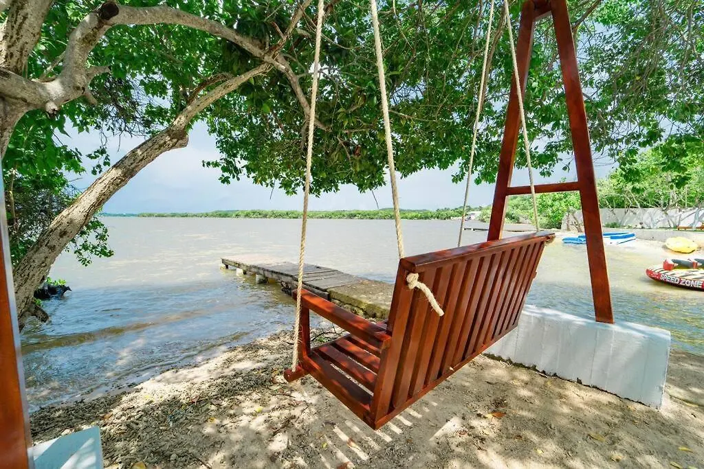 Tierra Bomba Isla Berakhah Villa Cartagena Colombia